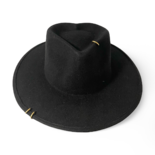 Fedora Love Hat with details