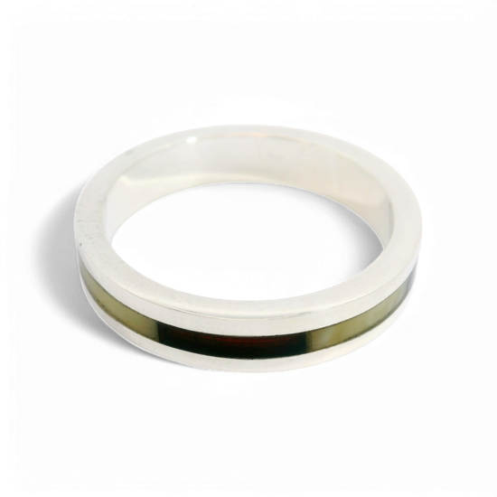 Anillo de ámbar plateado